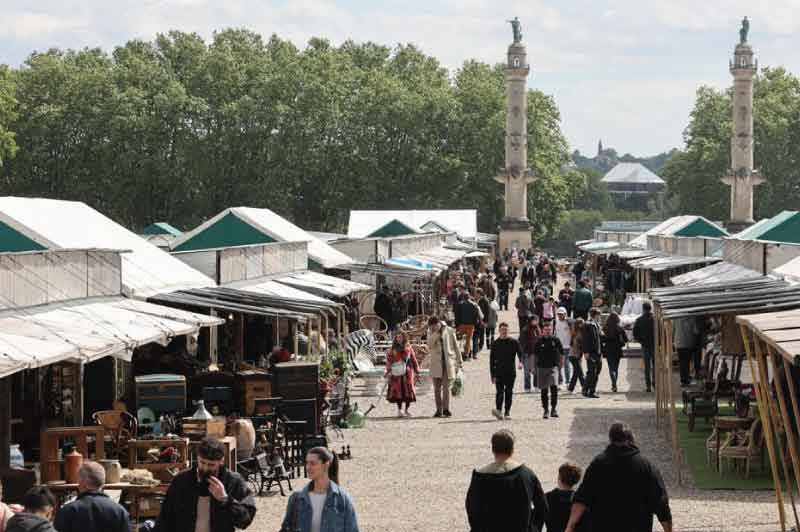 Guide Complet : Les Étapes Essentielles pour Organiser une Brocante